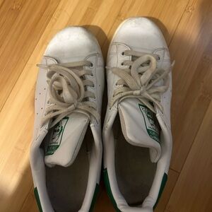 Original size 9 Stan Smiths